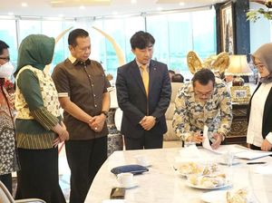 Ketua MPR Dukung Pembangunan Pabrik Fraksionasi Plasma Pertama di RI Ketua MPR Dukung Pembangunan Pabrik Fraksionasi Plasma Pertama di RI
