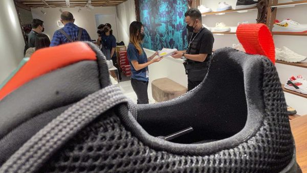 Berburu Sepatu di Jakarta Sneaker Day 2022