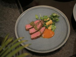 Daging Sapi Australia Sencondary Cut Diracik dengan Bumbu Tradisional, Juara Enaknya