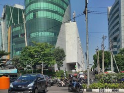 Ada Demo Ojol, Frontage Ahmad Yani Surabaya Ditutup