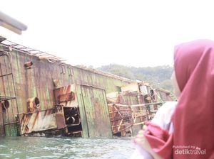 Ada Apa Saja di Pasir Putih Pantai Pangandaran?