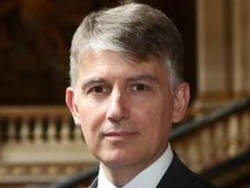 Dubes Inggris Ajak RI Lawan Disinformasi Rusia Terkait Invasi ke Ukraina