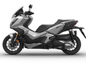 Honda ADV350 Meluncur di Thailand: Ada 4 Varian, Harga Mulai Rp 77 Jutaan Honda ADV350 Meluncur di Thailand: Ada 4 Varian, Harga Mulai Rp 77 Jutaan