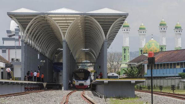 Wusss....Main ke Garut Sudah Bisa Naik Kereta Api