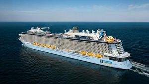 Potret Spectrum of The Seas, Kapal Pesiar Mewah yang Cocok Buat Healing
