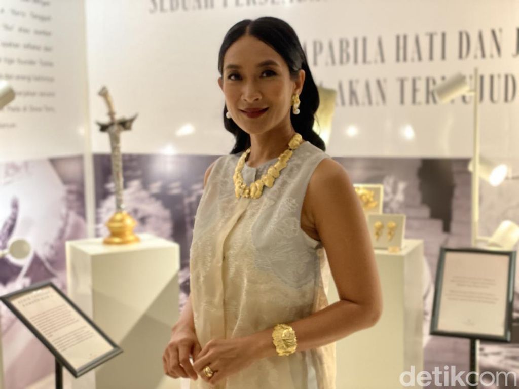 Siasat Happy Salma Urus Bisnis Perhiasan di Tengah Kesibukan Akting
