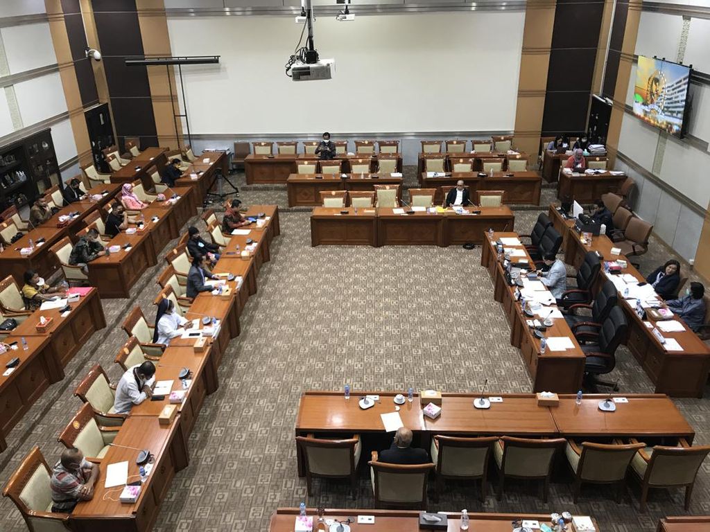 Korban Binomo Audiensi ke Komisi III DPR, Dorong Buat UU Kejahatan Digital
