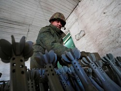 Rela Tinggalkan Anak-Istri Demi Berjaga di Garis Depan Kiev