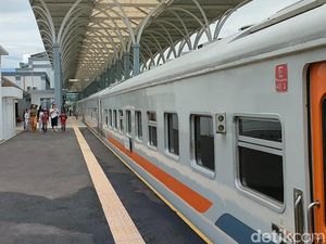 Stasiun Garut, Saksi Kedatangan Para Menak Eropa di Kota Intan Stasiun Garut, Saksi Kedatangan Para Menak Eropa di Kota Intan