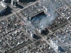 Foto Satelit Terkini, Mariupol Porak-poranda Usai Dihujani Rudal Rusia