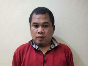 Ulah Haji Gadungan di Makassar Curi Emas Emak-emak Modus Usir Jin Ulah Haji Gadungan di Makassar Curi Emas Emak-emak Modus Usir Jin