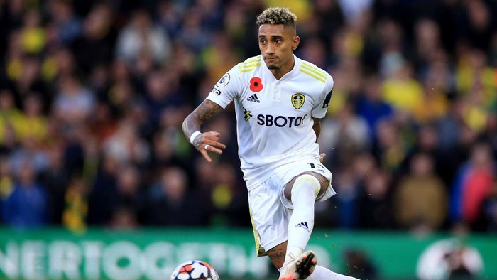 LEEDS, ENGLAND - NOVEMBER 30: Raphinha of Leeds United reacts during the Premier League match between Leeds United  and  Crystal Palace at Elland Road on November 30, 2021 in Leeds, England. (Photo by George Wood/Getty Images)