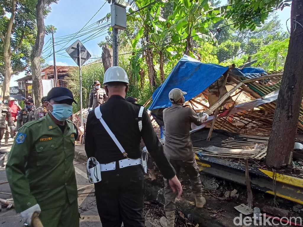 Satpol PP Bidik Ratusan Bangunan Liar Pengganggu Ketertiban Cimahi Satpol PP Bidik Ratusan Bangunan Liar Pengganggu Ketertiban Cimahi
