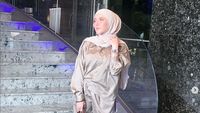 10 Foto Transformasi Ayu Aulia yang Lepas Hijab Usai Putus dari Zikri Daulay