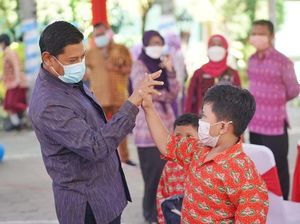 Lebih Akrab dengan Mas Abu yang Suka Gowes dan Duren Lebih Akrab dengan Mas Abu yang Suka Gowes dan Duren