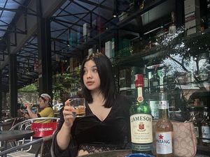 Terungkap! Begini Cara Dea Raup Untung dari OnlyFans