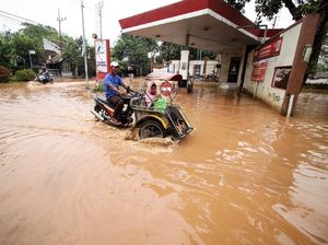 Sungai Rejoso di Pasuruan Meluap, Ratusan Warga Kebanjiran