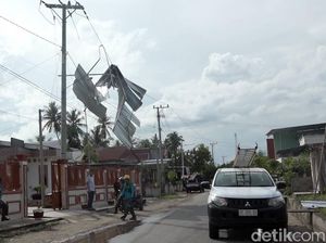 5 Rumah Warga di Polman Rusak Disapu Angin Kencang-Hujan Deras