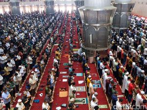 Salat Sunnah setelah Isya sebelum Tarawih, Apa Hukumnya?