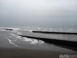 Pembangunan Dermaga Batukaras Rp 1,3 M yang Ambles Sempat Ditolak Nelayan