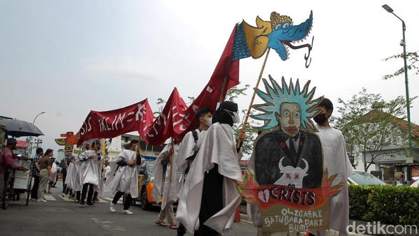 Dunia Darurat Iklim, Anak Muda di Yogya Turun ke Jalan