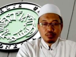 Alasan MUI Jatim Tak Sarankan Pemindahan Jenazah COVID-19