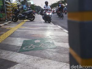 Dishub DKI Penerobos Jalur Sepeda Ditindak: Mungkin Pakai ETLE