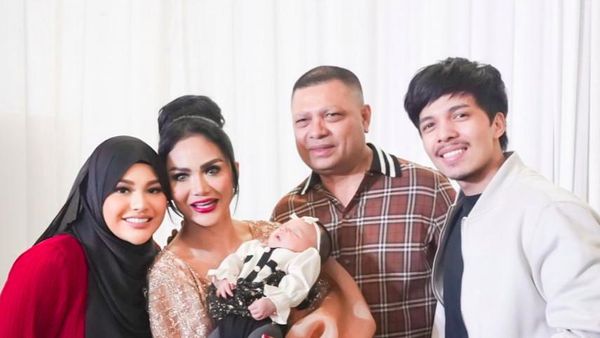 7 Potret Keseruan di Ultah Krisdayanti, Ada Raul Lemos dan Azriel Hermansyah