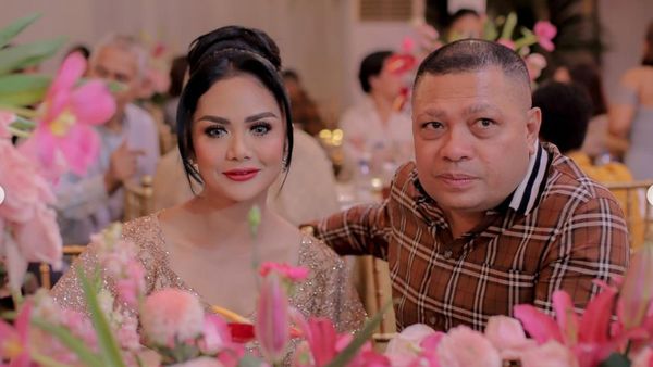 8 Momen Krisdayanti Ultah ke-47, Akhirnya Ditemani Raul Lemos