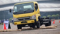 Pengumuman! Pemilik Mitsubishi Fuso Canter Euro 4 Dipanggil ke Bengkel