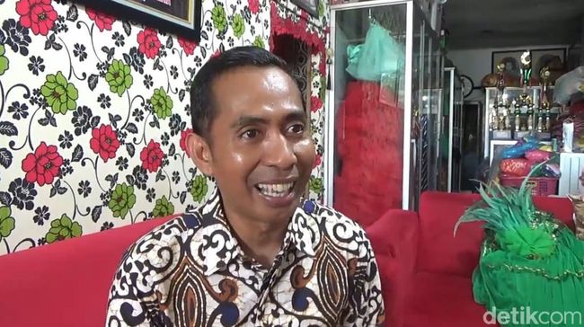 Pak Ribut saat memberikan penjelasan tentang video penjelasan Kaum Sodom yang viral di TikTok