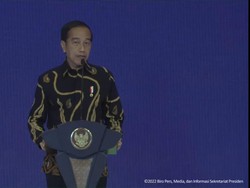 Jokowi Jengkel Seragam TNI-Polri, Alkes hingga Traktor Masih Impor!