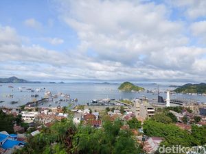 Foto: Pemandangan Pelabuhan Labuan Bajo Secantik Ini Foto: Pemandangan Pelabuhan Labuan Bajo Secantik Ini