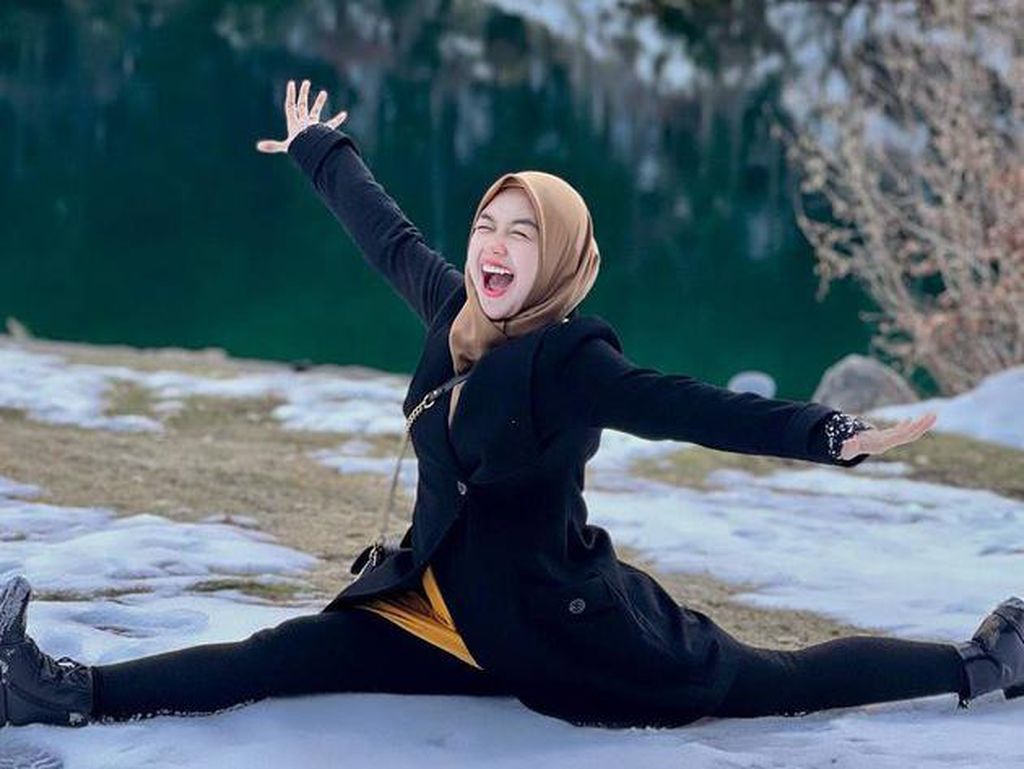 Ria Ricis Dihujat Netizen Lagi, Kini Gegara Tanya soal Keluarga Catheez Ria Ricis Dihujat Netizen Lagi, Kini Gegara Tanya soal Keluarga Catheez