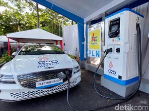 Ngecas Mobil Sampai Full Tank di SPBU Listrik Ongkosnya Berapa?