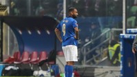 Reaksi pemain Italia Joao Pedro setelah timnya tersingkir dalam pertandingan play-off kualifikasi Piala Dunia. AP Photo/Antonio Calanni