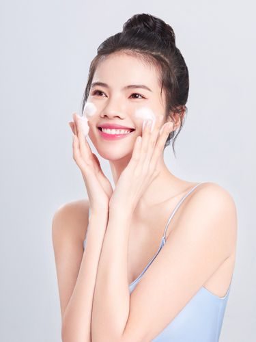 Y.O.U Hy! Amino Facial Wash