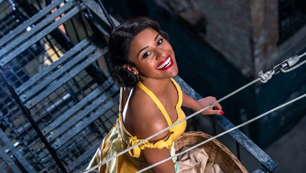 Ariana DeBose dalam West Side Story Ariana DeBose dalam West Side Story