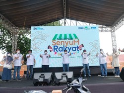 Pegadaian, BRI & PNM Gelar Festival Pasar Senyum Rakyat di Cirebon