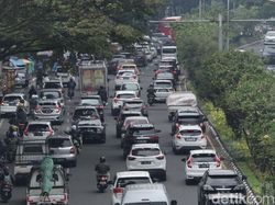 445.944 Kendaraan Keluar Jakarta Via Tol hingga H-8 Lebaran