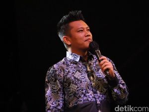 Komika Boris Bokir Kocok Perut Tamu Undangan di Launching detikJabar