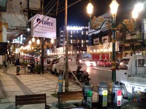 Yuk Ngabuburit Asyik di Kayutangan Heritage Kota Malang, Mirip Malioboro Lho Yuk Ngabuburit Asyik di Kayutangan Heritage Kota Malang, Mirip Malioboro Lho