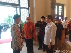 Gibran Bertemu Hary Tanoe di Jogja, Ada Apa?