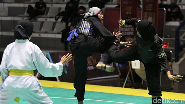 Aksi Pendekar Silat Unjuk Gigi di Kejurnas Pagar Nusa