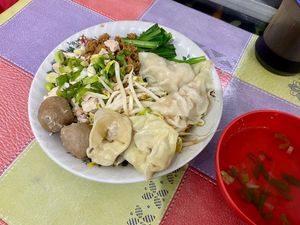 Dekat Rusun Pengabdi Setan 2 Ada 5 Tempat Makan Enak, Mie Gomak dan Bakmi Bangka Dekat Rusun Pengabdi Setan 2 Ada 5 Tempat Makan Enak, Mie Gomak dan Bakmi Bangka