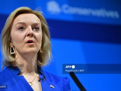 Inggris Pastikan Cabut Sanksi Jika Rusia Tarik Pasukan dari Ukraina
