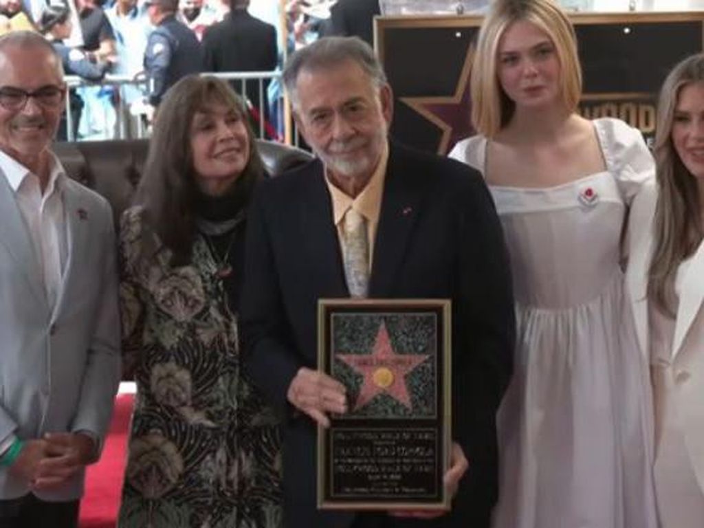 Momen Sutradara The Godfather Terima Bintang Walk of Fame Hollywood
