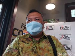 Jokowi Dinilai Nggak Bakal Sapu Bersih Menteri NasDem