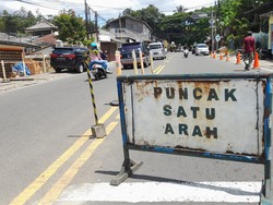 Lalin Kawasan Puncak Bogor Padat, Polisi Berlakukan One Way Arah Jakarta