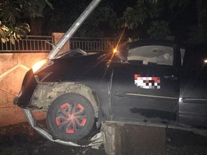 Polisi Ungkap Kondisi Rian DMasiv Usai Kecelakaan Polisi Ungkap Kondisi Rian DMasiv Usai Kecelakaan